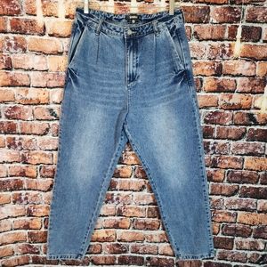 Missguided High-rise 90s Style Mom jeans